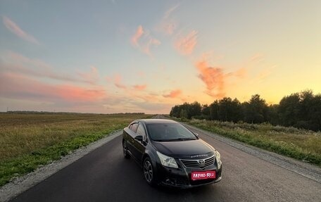 Toyota Avensis III рестайлинг, 2009 год, 780 000 рублей, 1 фотография