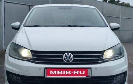 Volkswagen Polo VI (EU Market), 2018 год, 1 000 000 рублей, 1 фотография