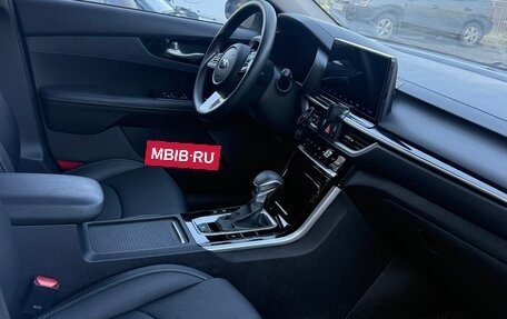 KIA K3, 2020 год, 2 200 000 рублей, 16 фотография