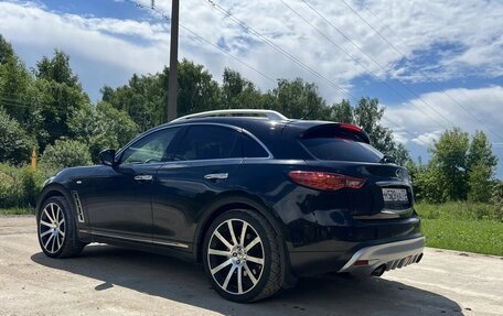 Infiniti QX70, 2014 год, 2 350 000 рублей, 4 фотография
