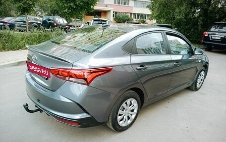 Hyundai Solaris II рестайлинг, 2021 год, 1 590 000 рублей, 4 фотография