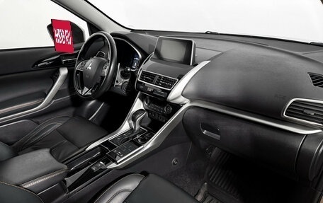 Mitsubishi Eclipse Cross, 2018 год, 1 780 000 рублей, 13 фотография