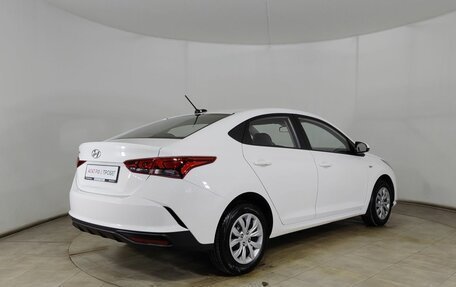 Hyundai Solaris II рестайлинг, 2022 год, 1 620 000 рублей, 5 фотография