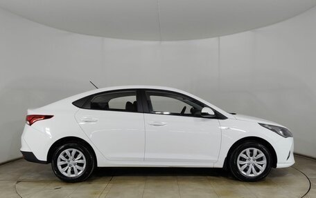 Hyundai Solaris II рестайлинг, 2022 год, 1 620 000 рублей, 4 фотография