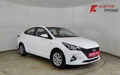 Hyundai Solaris II рестайлинг, 2022 год, 1 620 000 рублей, 3 фотография