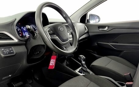 Hyundai Solaris II рестайлинг, 2022 год, 1 620 000 рублей, 16 фотография