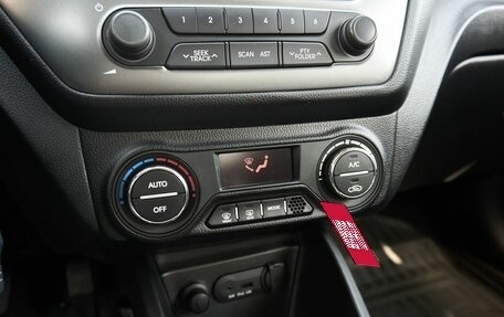 KIA Rio III рестайлинг, 2014 год, 890 000 рублей, 10 фотография