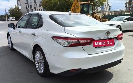 Toyota Camry, 2019 год, 2 870 000 рублей, 3 фотография