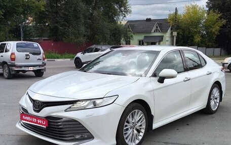 Toyota Camry, 2019 год, 2 870 000 рублей, 1 фотография
