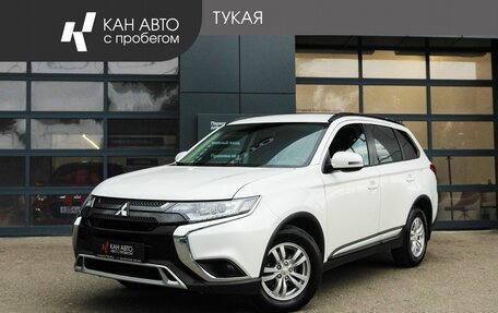 Mitsubishi Outlander III рестайлинг 3, 2021 год, 2 425 000 рублей, 1 фотография
