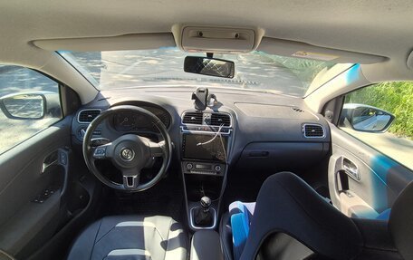 Volkswagen Polo VI (EU Market), 2013 год, 780 000 рублей, 3 фотография