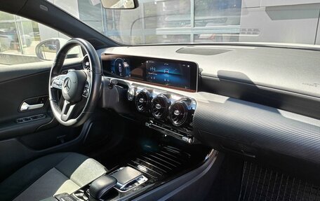 Mercedes-Benz A-Класс, 2019 год, 2 098 000 рублей, 6 фотография