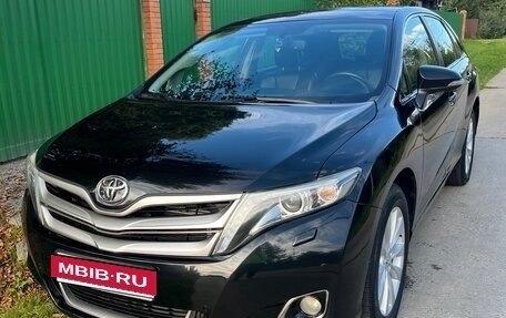 Toyota Venza I, 2013 год, 2 200 000 рублей, 2 фотография