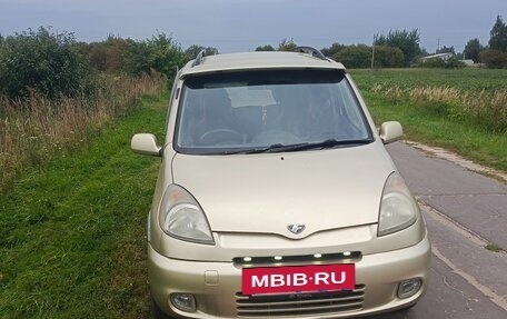 Toyota FunCargo, 2001 год, 490 000 рублей, 3 фотография