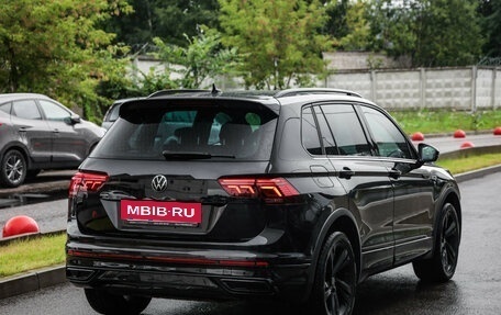 Volkswagen Tiguan II, 2021 год, 3 599 000 рублей, 6 фотография