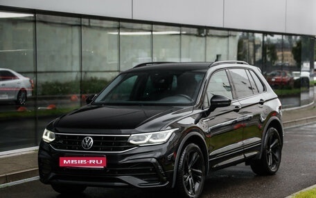 Volkswagen Tiguan II, 2021 год, 3 599 000 рублей, 3 фотография