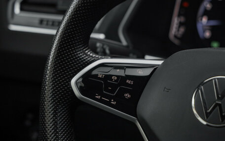 Volkswagen Tiguan II, 2021 год, 3 599 000 рублей, 15 фотография