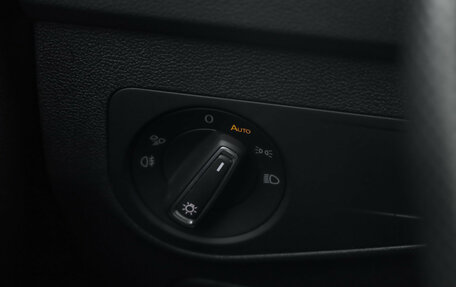 Volkswagen Tiguan II, 2021 год, 3 599 000 рублей, 23 фотография