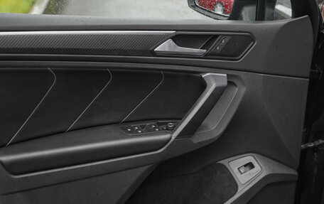 Volkswagen Tiguan II, 2021 год, 3 599 000 рублей, 24 фотография