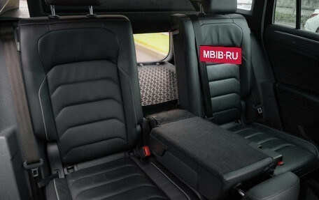 Volkswagen Tiguan II, 2021 год, 3 599 000 рублей, 29 фотография