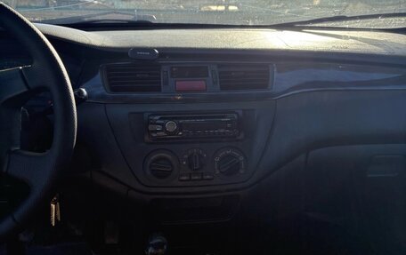 Mitsubishi Lancer IX, 2004 год, 130 000 рублей, 12 фотография
