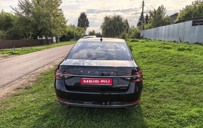 Skoda Superb III рестайлинг, 2022 год, 3 300 000 рублей, 1 фотография