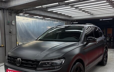 Volkswagen Tiguan II, 2017 год, 3 800 000 рублей, 2 фотография