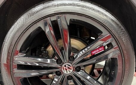 Volkswagen Tiguan II, 2017 год, 3 800 000 рублей, 6 фотография