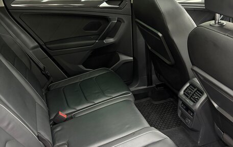 Volkswagen Tiguan II, 2017 год, 3 800 000 рублей, 12 фотография