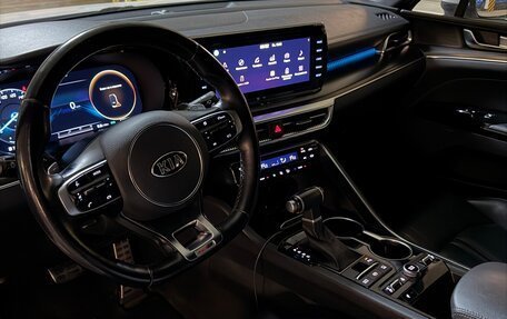 KIA K5, 2021 год, 2 400 000 рублей, 8 фотография