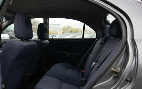 Mitsubishi Carisma I, 2002 год, 208 000 рублей, 13 фотография