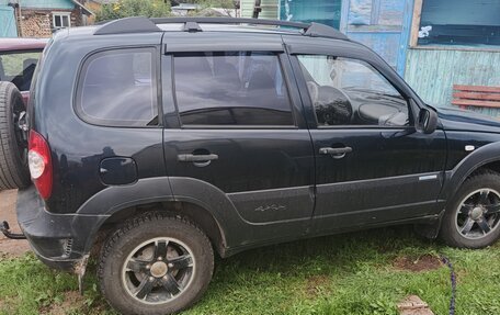 Chevrolet Niva I рестайлинг, 2011 год, 360 000 рублей, 3 фотография