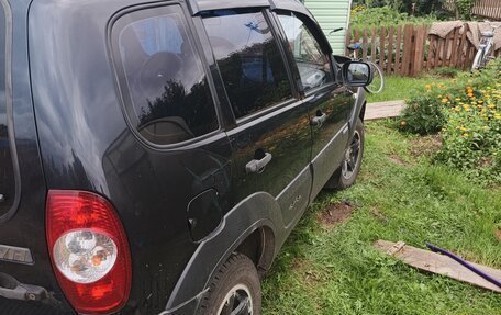 Chevrolet Niva I рестайлинг, 2011 год, 360 000 рублей, 4 фотография