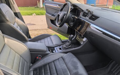 Skoda Superb III рестайлинг, 2022 год, 3 300 000 рублей, 5 фотография