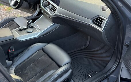 BMW 3 серия, 2019 год, 3 850 000 рублей, 11 фотография