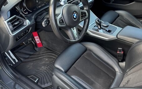 BMW 3 серия, 2019 год, 3 850 000 рублей, 10 фотография