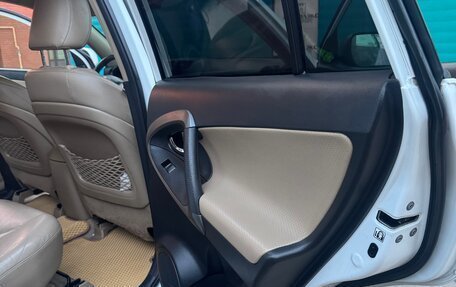 Toyota RAV4, 2011 год, 1 500 000 рублей, 14 фотография