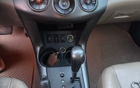 Toyota RAV4, 2011 год, 1 500 000 рублей, 13 фотография