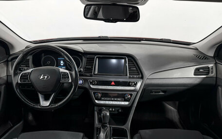 Hyundai Sonata VII, 2018 год, 1 490 000 рублей, 14 фотография