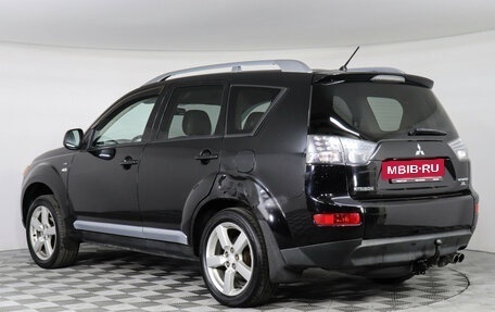 Mitsubishi Outlander III рестайлинг 3, 2007 год, 677 000 рублей, 4 фотография