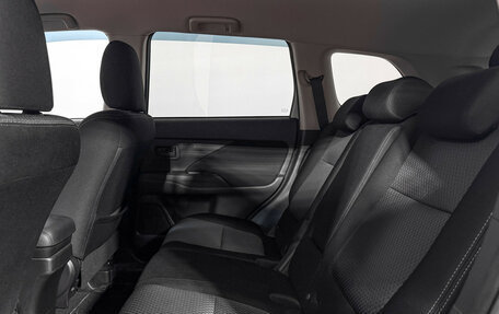 Mitsubishi Outlander III рестайлинг 3, 2018 год, 1 770 000 рублей, 12 фотография