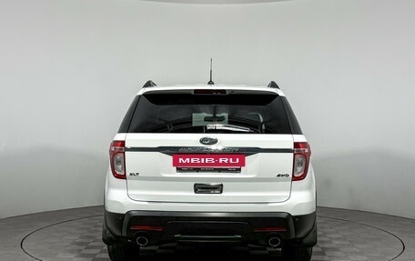 Ford Explorer VI, 2014 год, 1 990 000 рублей, 6 фотография
