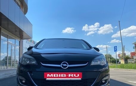 Opel Astra J, 2012 год, 625 000 рублей, 2 фотография