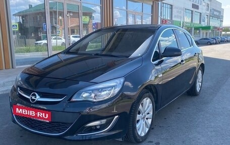 Opel Astra J, 2012 год, 625 000 рублей, 3 фотография