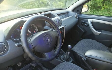 Renault Duster I рестайлинг, 2014 год, 800 000 рублей, 9 фотография