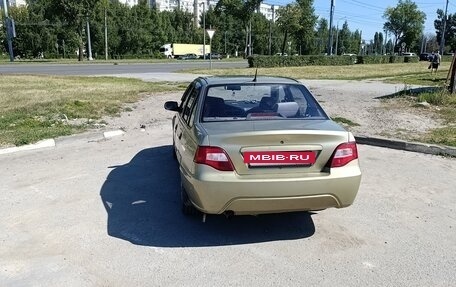 Daewoo Nexia I рестайлинг, 2008 год, 250 000 рублей, 3 фотография