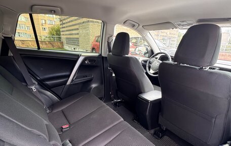 Toyota RAV4, 2015 год, 2 090 000 рублей, 29 фотография