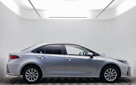 Toyota Corolla, 2022 год, 1 995 000 рублей, 4 фотография
