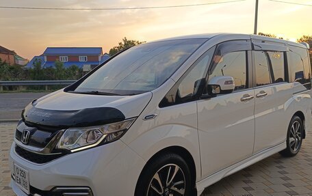 Honda Stepwgn IV, 2017 год, 1 890 000 рублей, 10 фотография