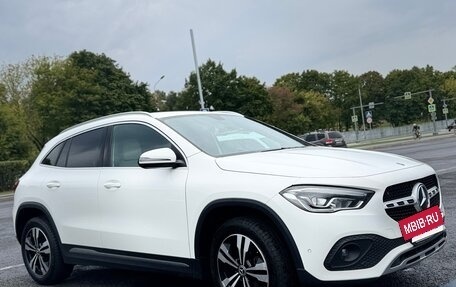 Mercedes-Benz GLA, 2022 год, 3 550 500 рублей, 4 фотография
